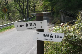 哹
